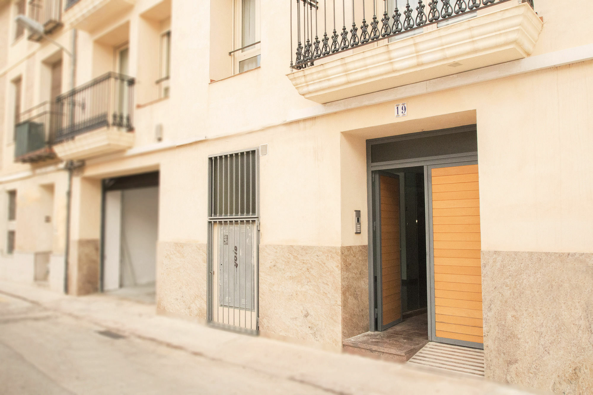 Bet Apartments - Viveros Apartments バレンシア エクステリア 写真